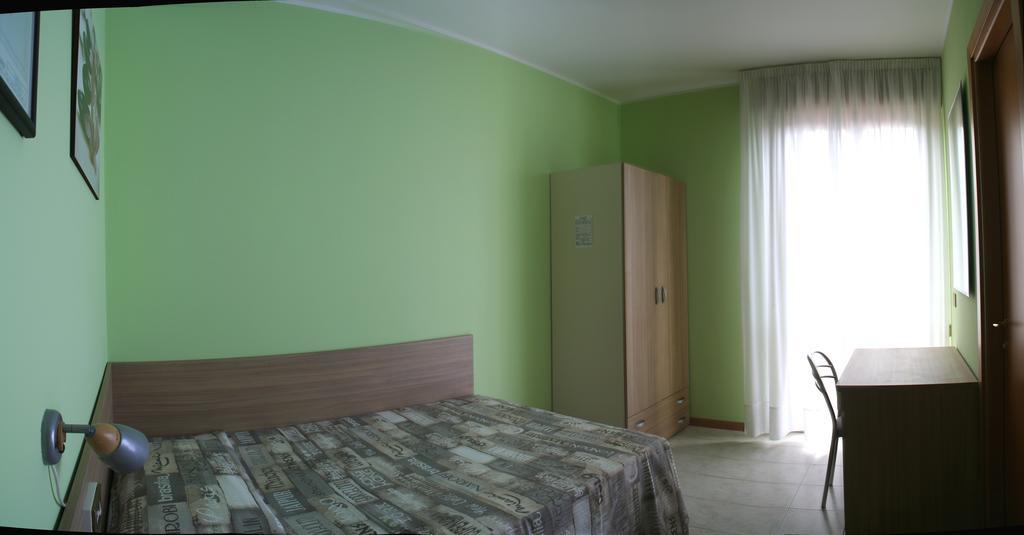 Tabiano Terme Albergo Esperia חדר תמונה