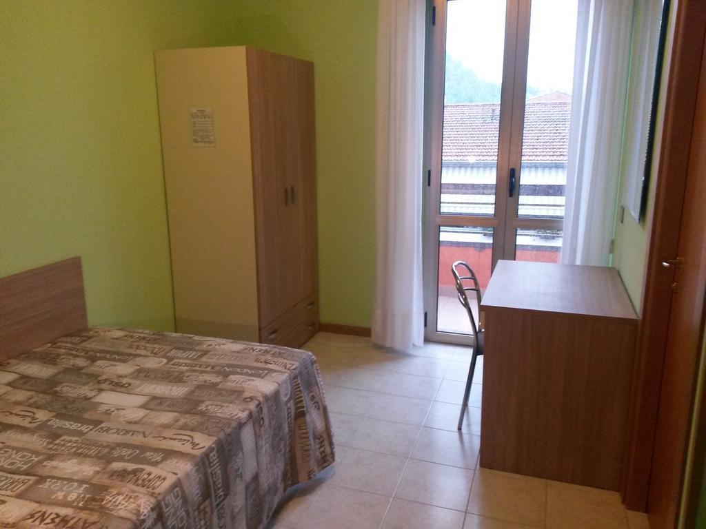 Tabiano Terme Albergo Esperia חדר תמונה